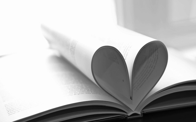 love-to-read-photography-hd-wallpaper-1920x1200-36877